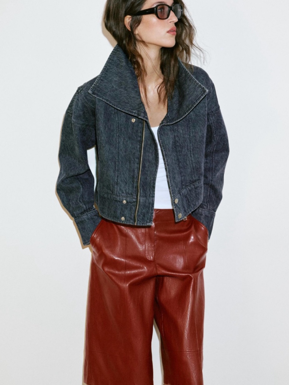 Zara CROPPED DENIM JACKET
BLUE / BLACK